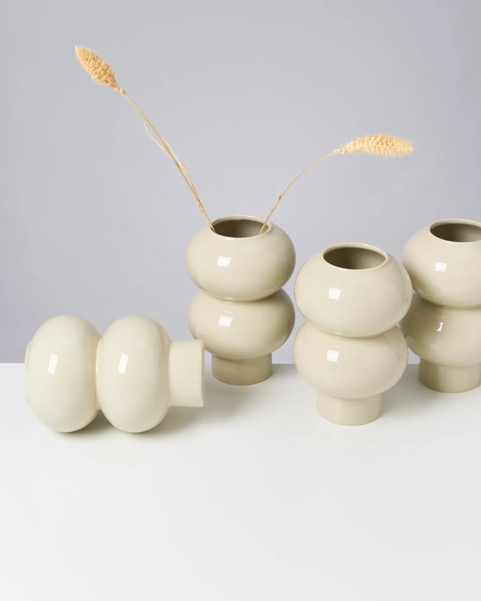 Shop Motel a Miio Bispo Vase beige