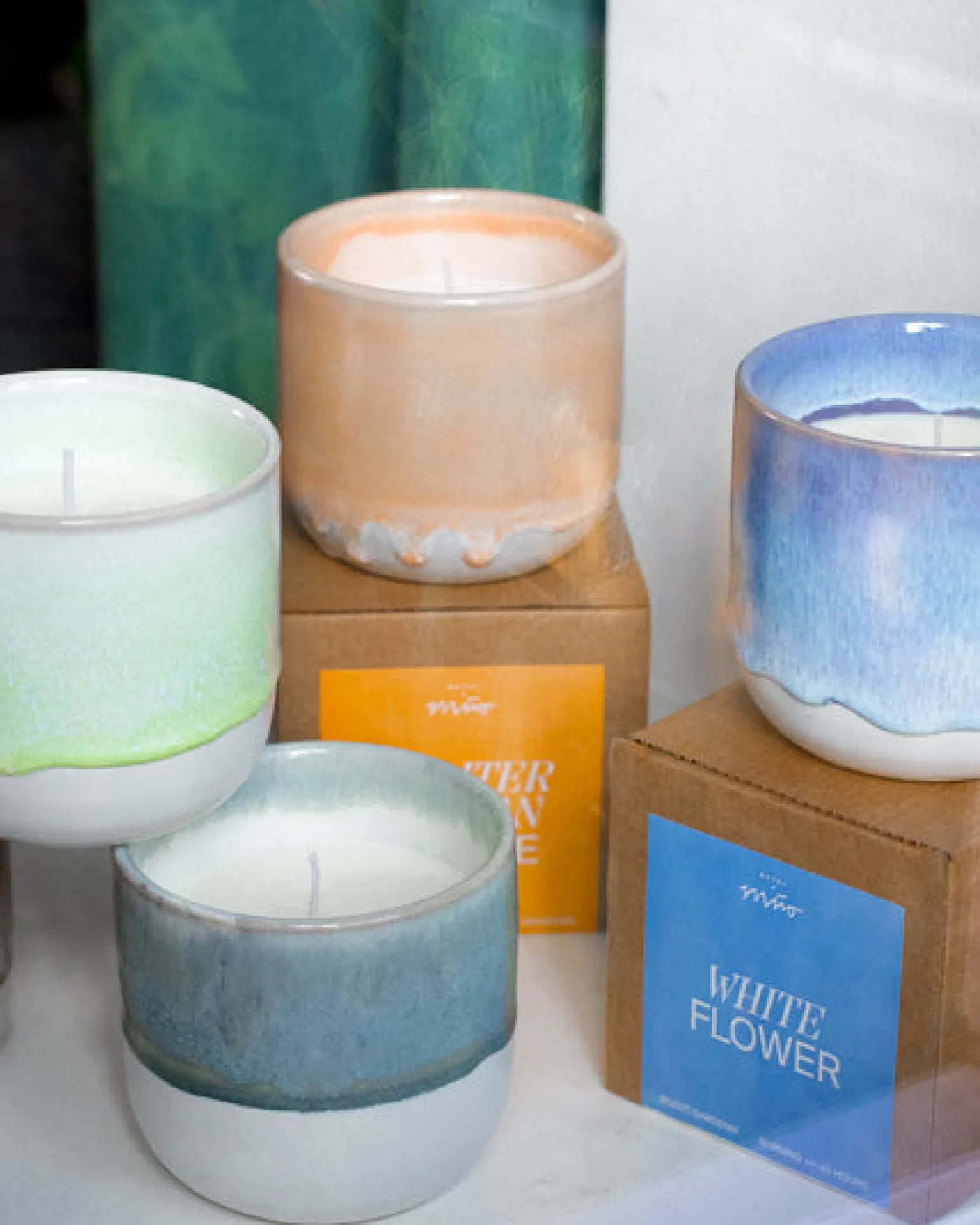 New Motel a Miio Coimbra - Scented Candle "Gardenia" cornflower