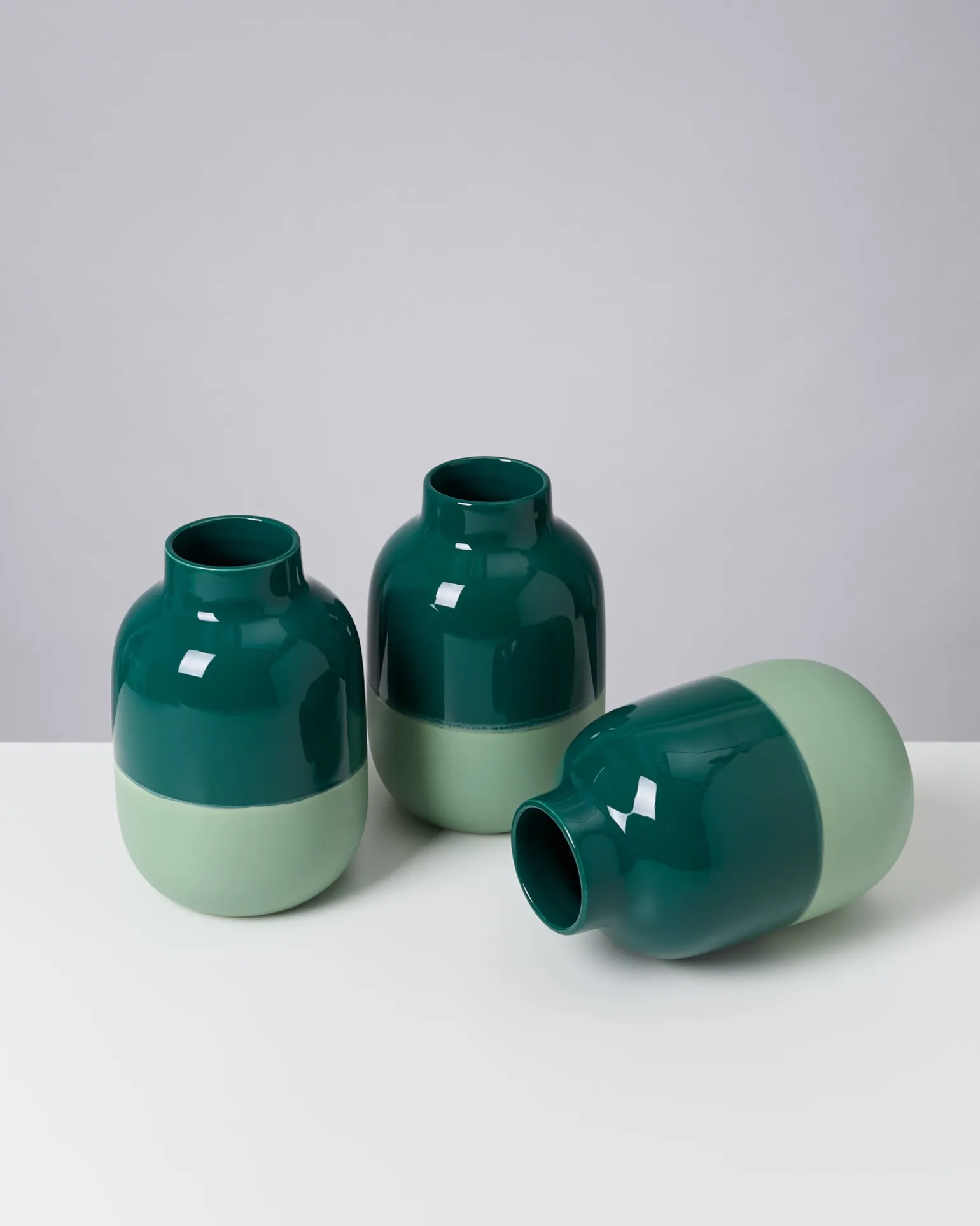 Cheap Motel a Miio Nuno Vase M darkgreen sage